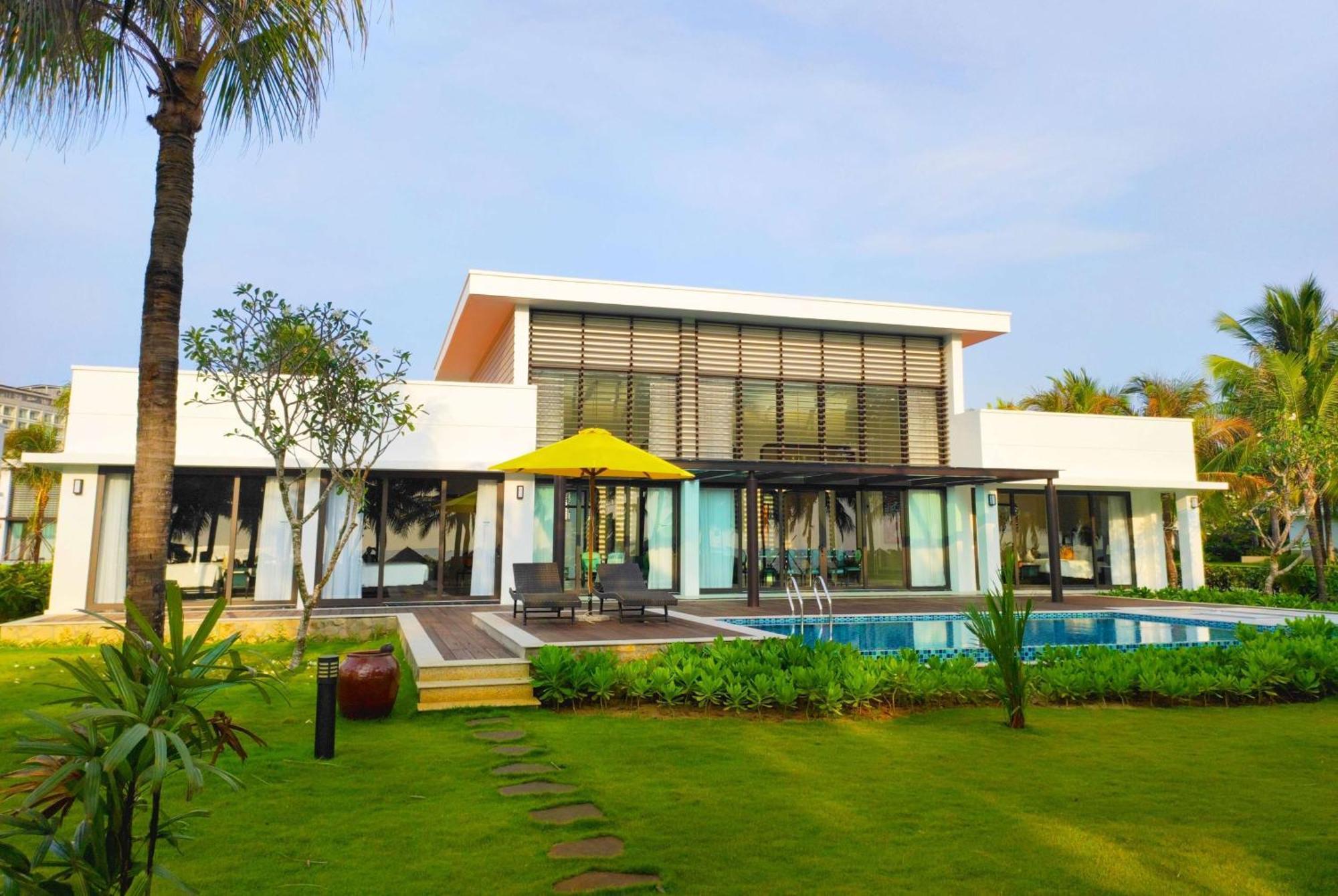 Wyndham Grand Phu Quoc Hotel Exterior photo